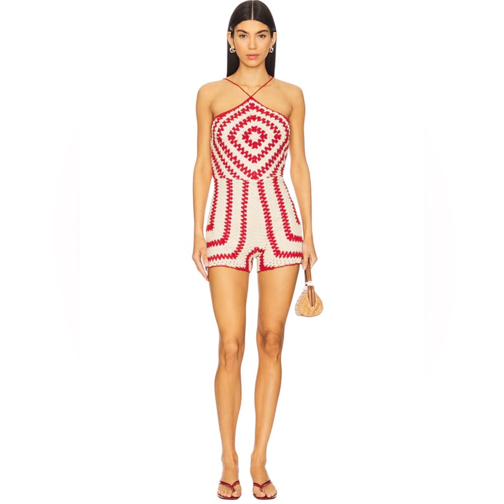 SAYLOR Veruca Romper in Red & Crme
Size Xsmall